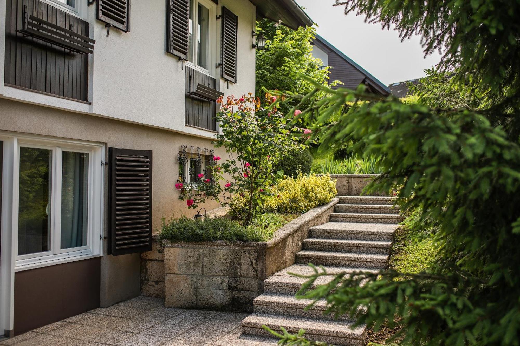 Apartments Villa Annamaria ブレッド エクステリア 写真